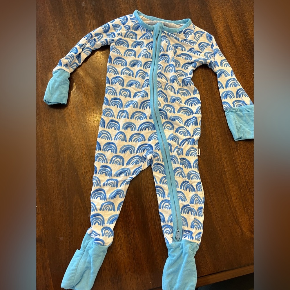 Little Sleepies 0-3 month zippie